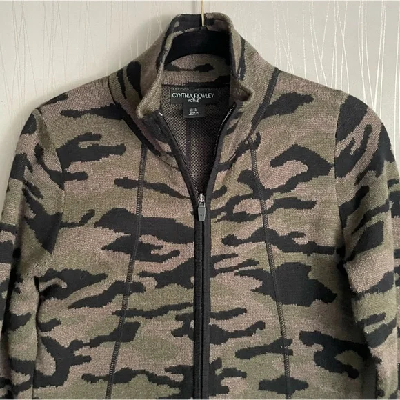 Cynthia Rowley Camp Sweater Jacket size XS - Picture 3 of 7